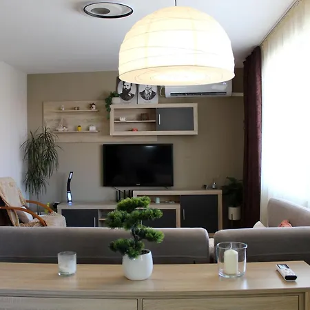 Daydream Apartment *
